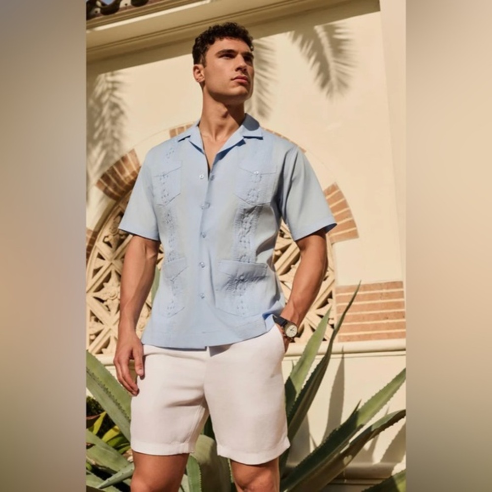 Cubavera classic embroidery authentic guayaberas sz L-0005